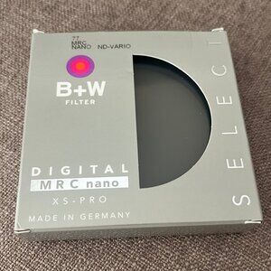 B+W 77mm XS-Pro Digital ND Vario MRC-Nano Filter